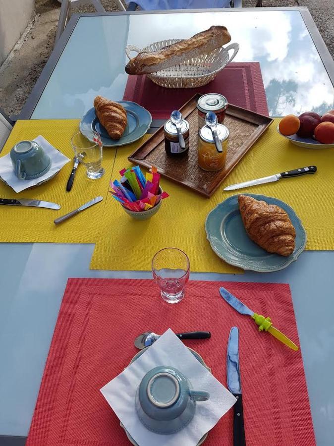 Bed and Breakfast A l'ombre des pins à Saint-Augustin  Extérieur photo